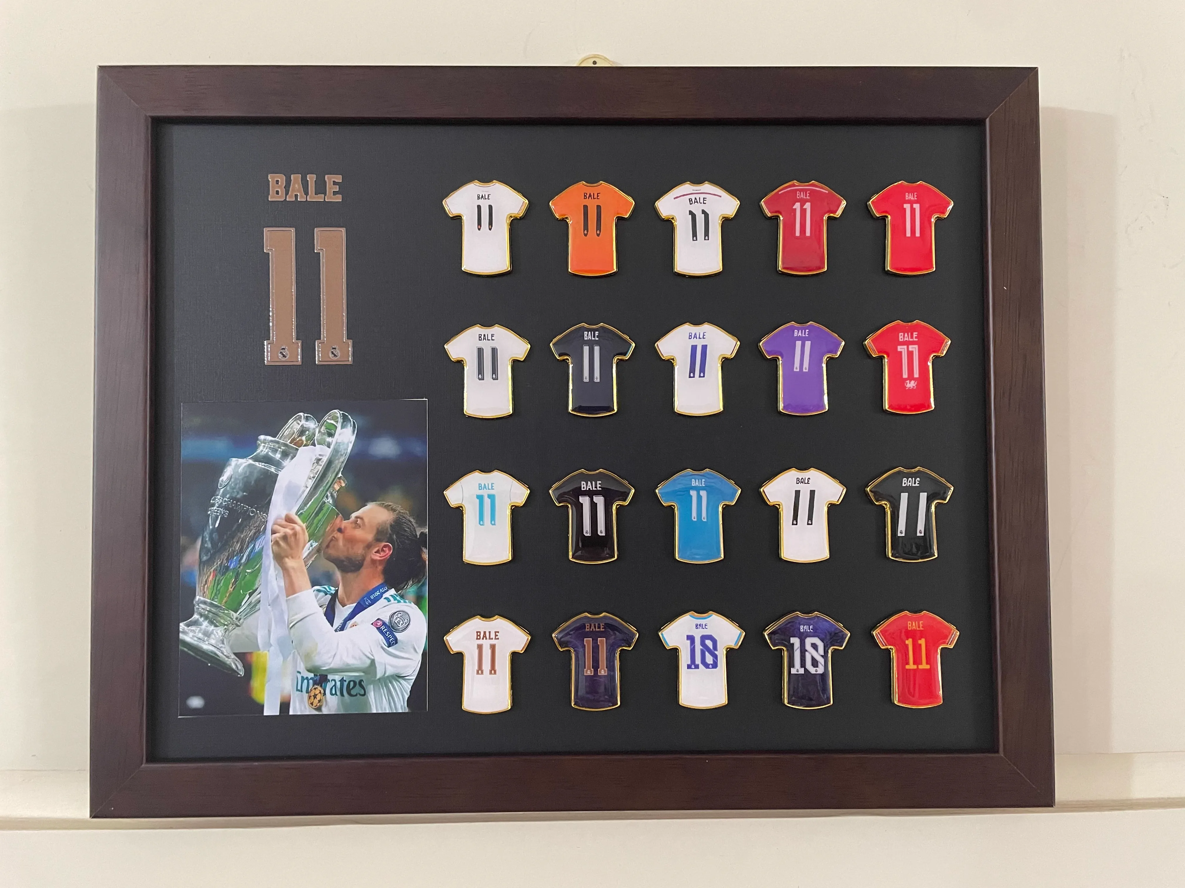 Player Career Jersey Crest Framed Collector’s Edition Display