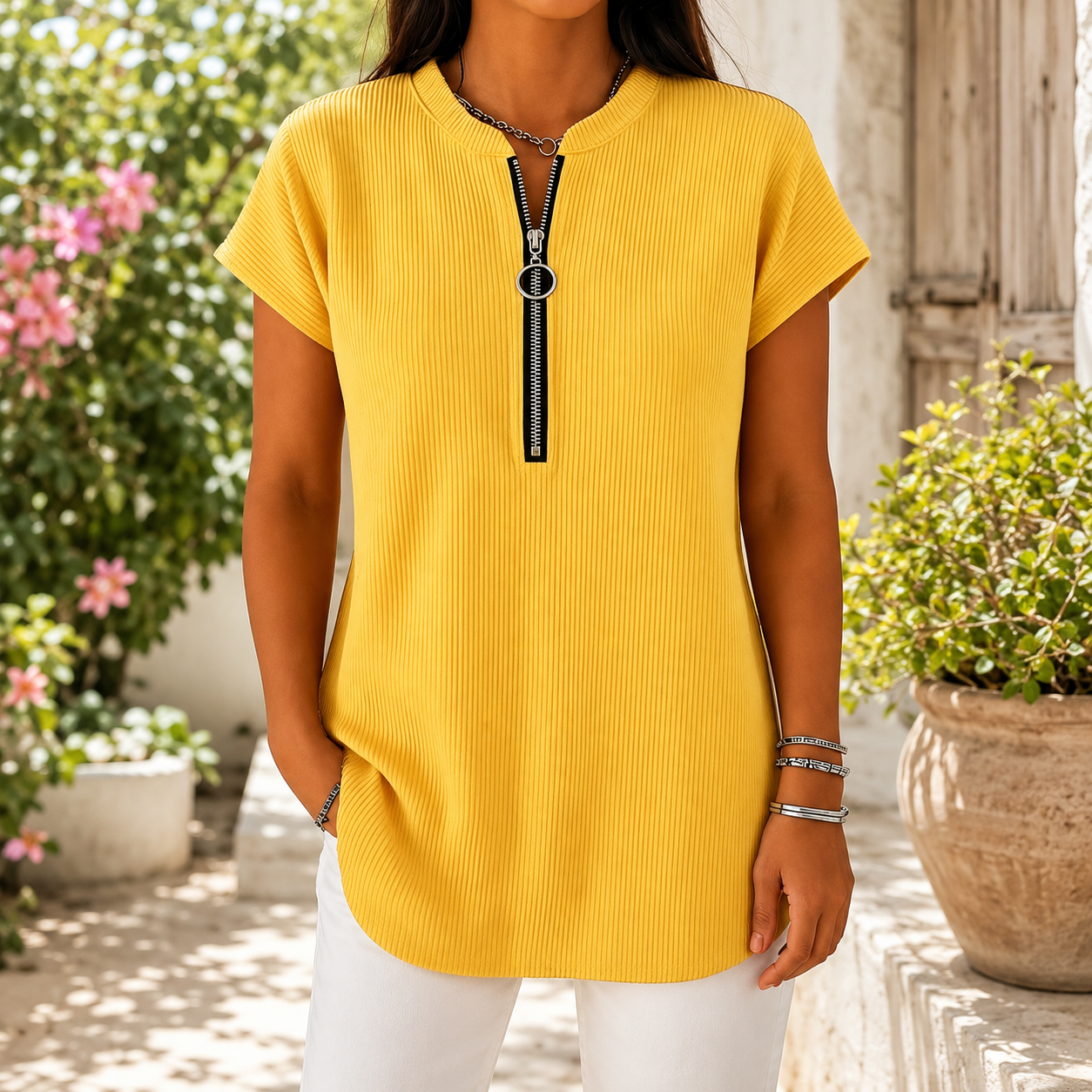 ✨ Rippstrukturiertes Kurzarmshirt mit Ring-Reißverschluss – lässig, modern und wunderbar vielseitig
