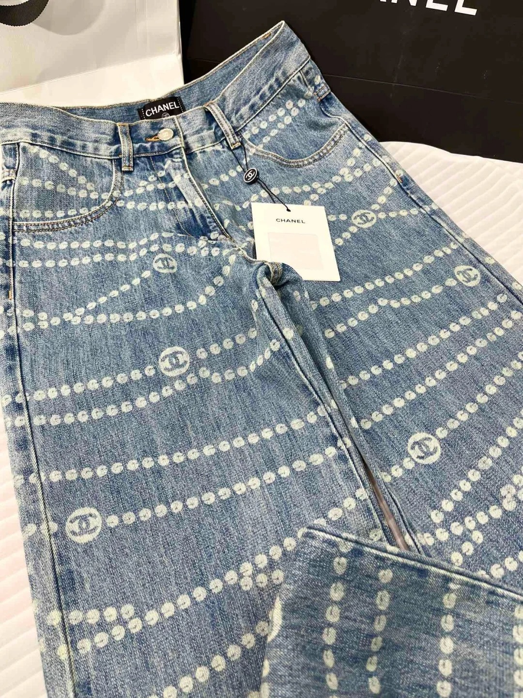CHAN 25SS Printed Straight Leg High Waist Jeans