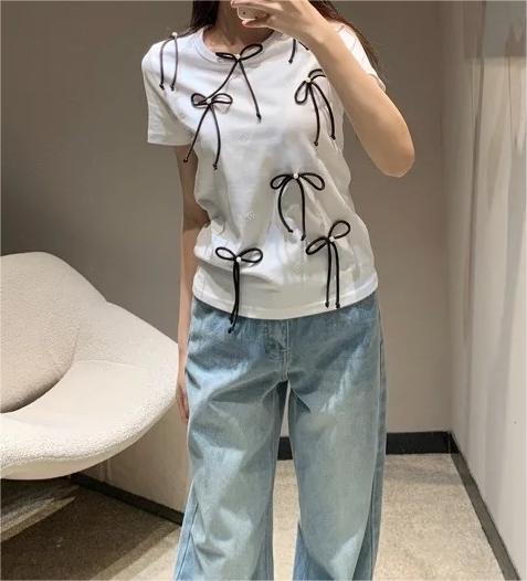 CHANE25SS round neck with rhinestone bow short sleeve t-shirt
