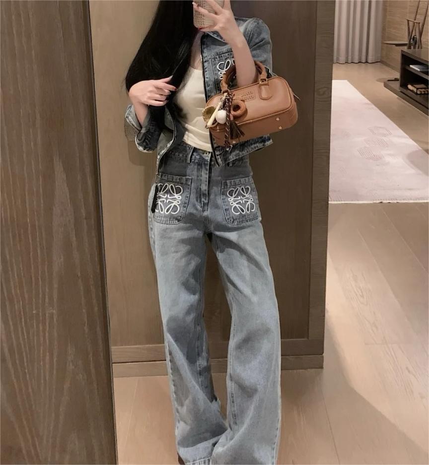 LOE25SS Embroidered Slim Fit Denim Trousers