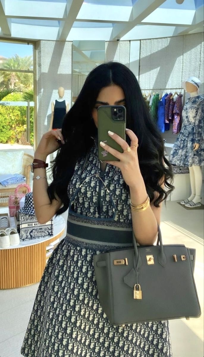 DD three-dimensional knit jacquard dress