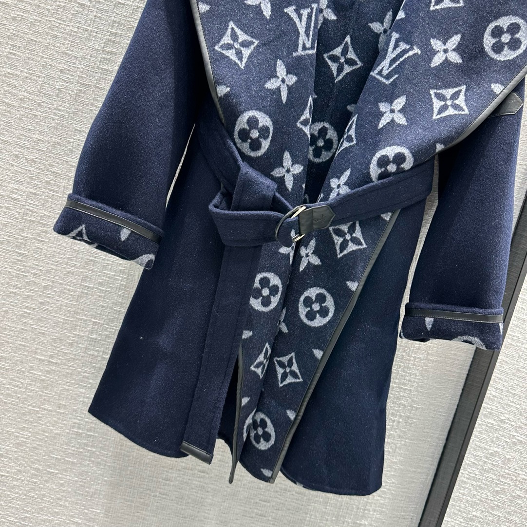 1V 25SS Full printed wrap style hooded woolen windbreaker