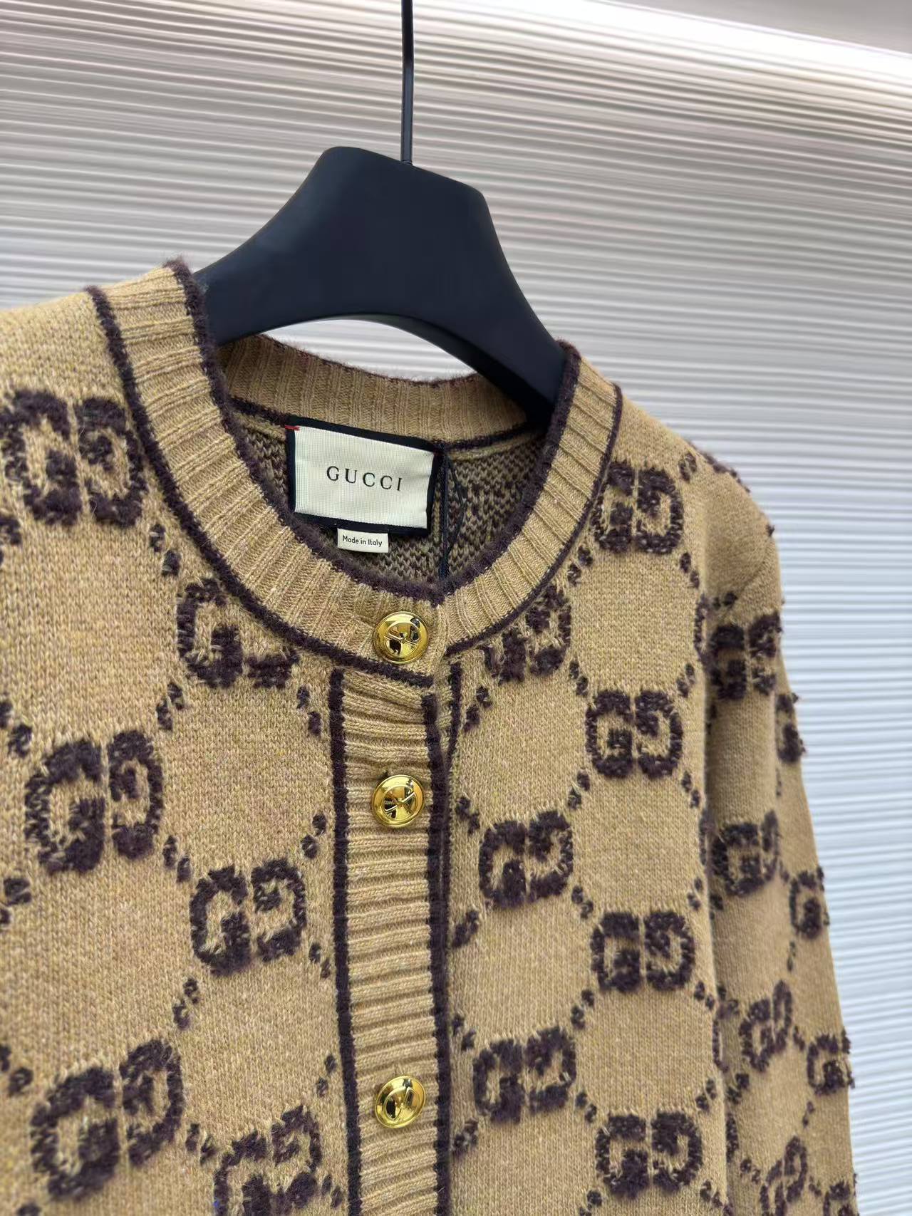 GG Round neck double G letter thick wool cardigan