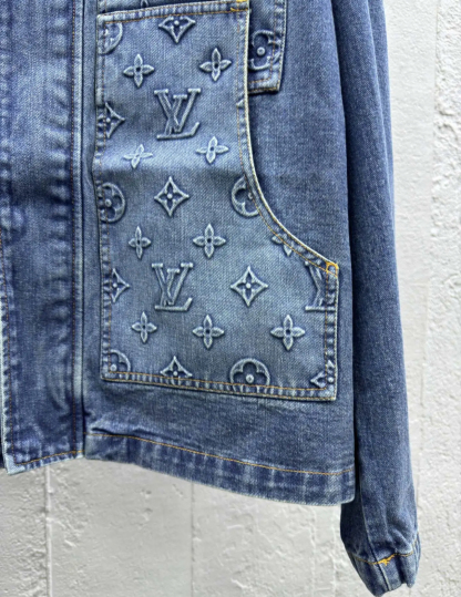 1V Pocket printed logo denim jacket