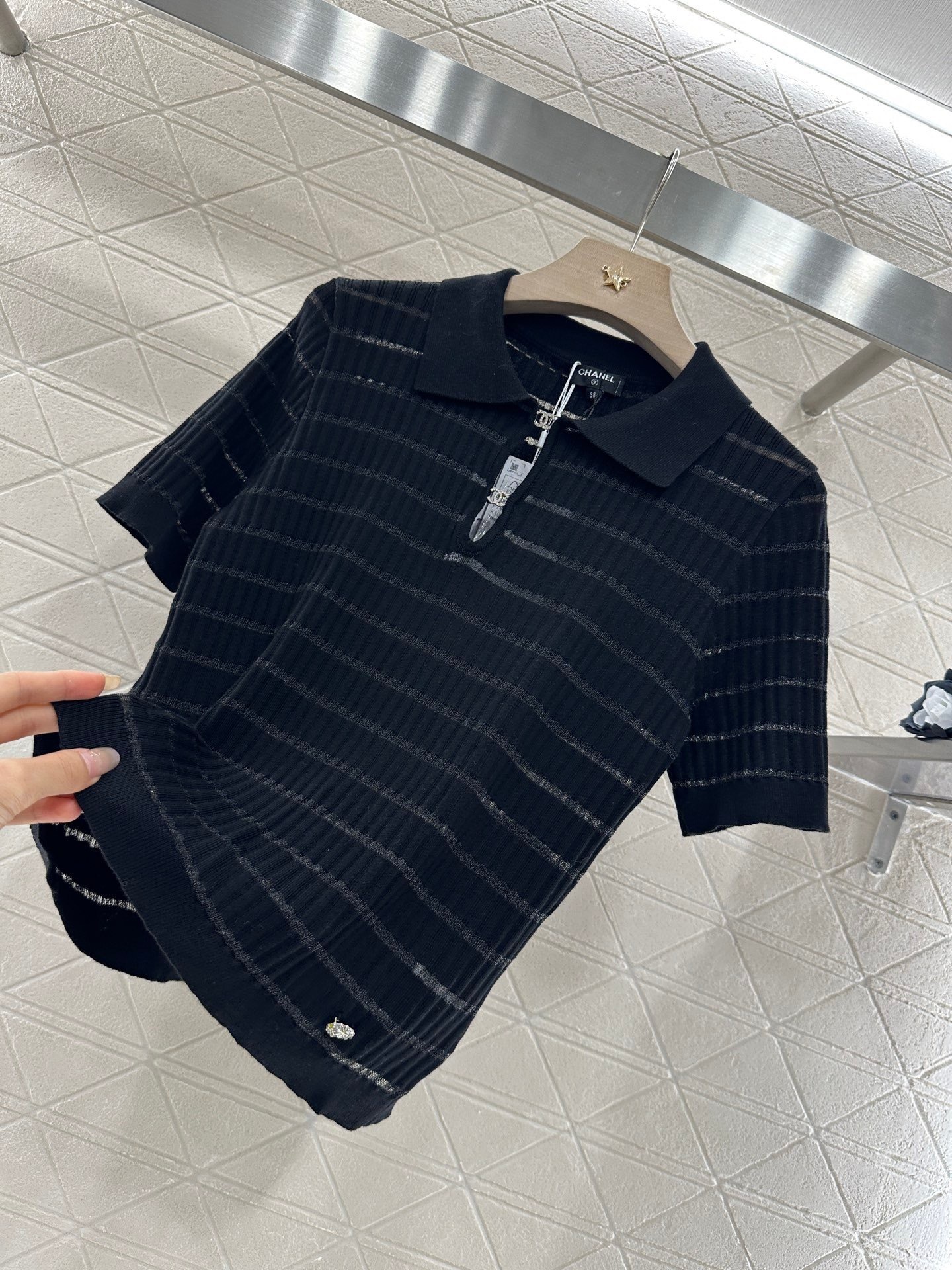 CHAN 25SS Hollow striped knitted short sleeved shirt