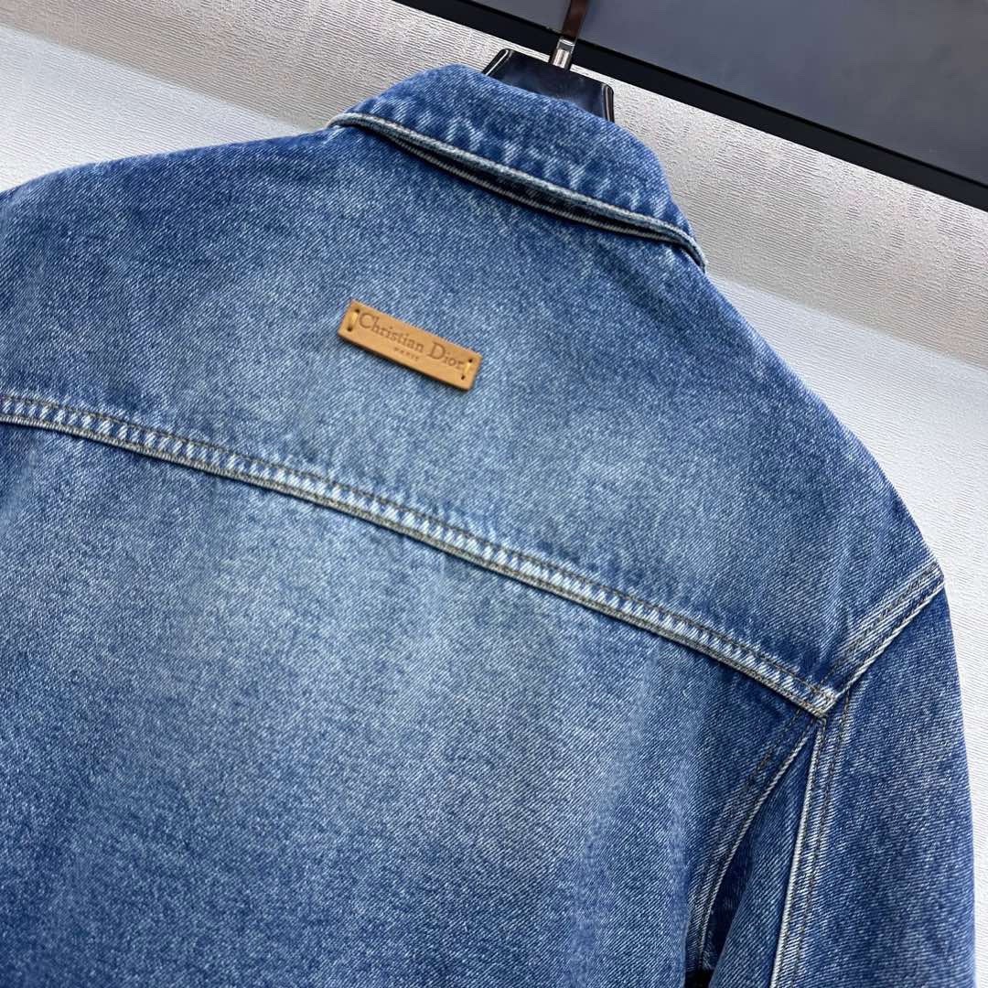 DIA 25SS Short silhouette denim jacket