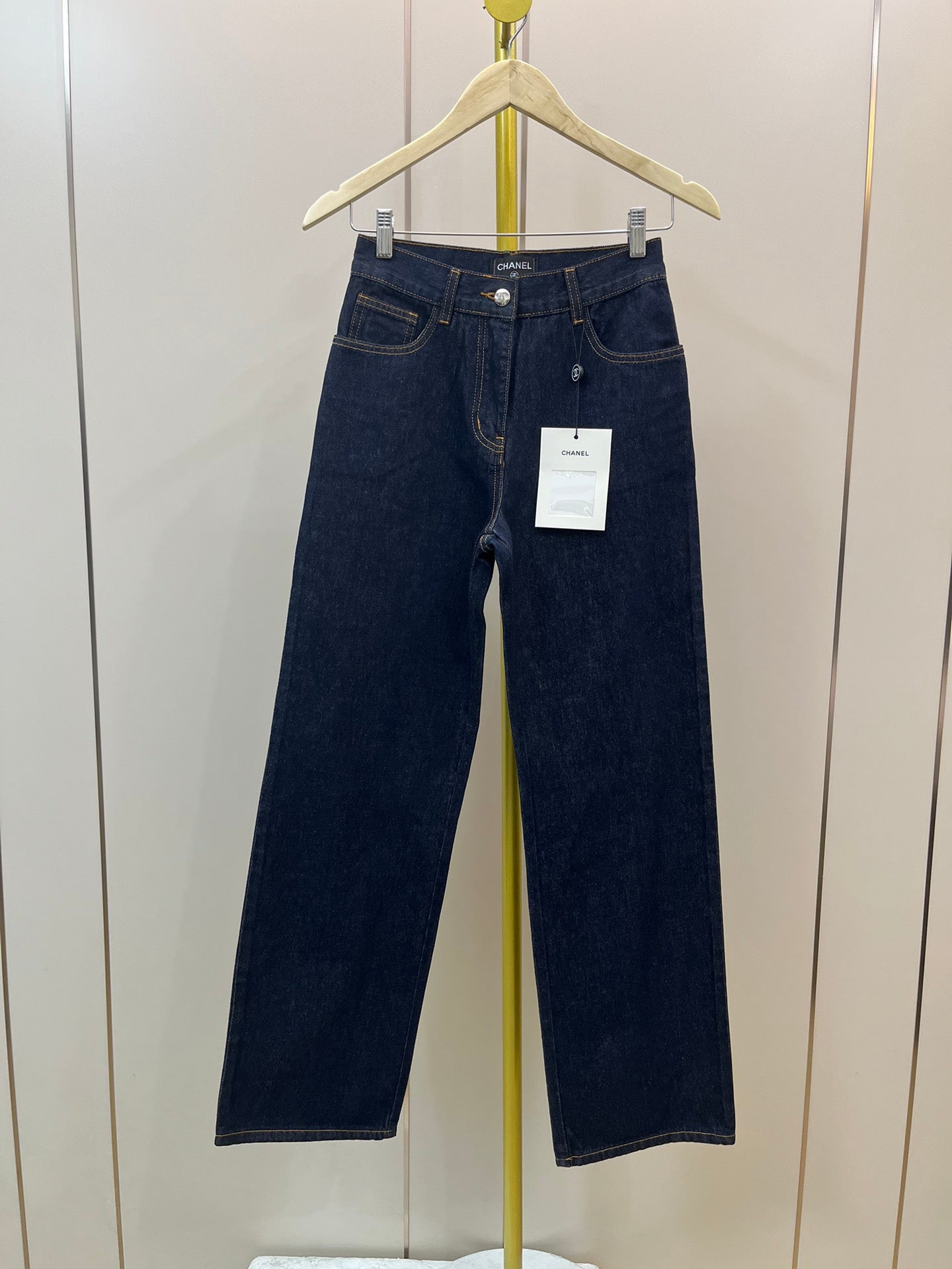 CHNEL DARK denim jeans