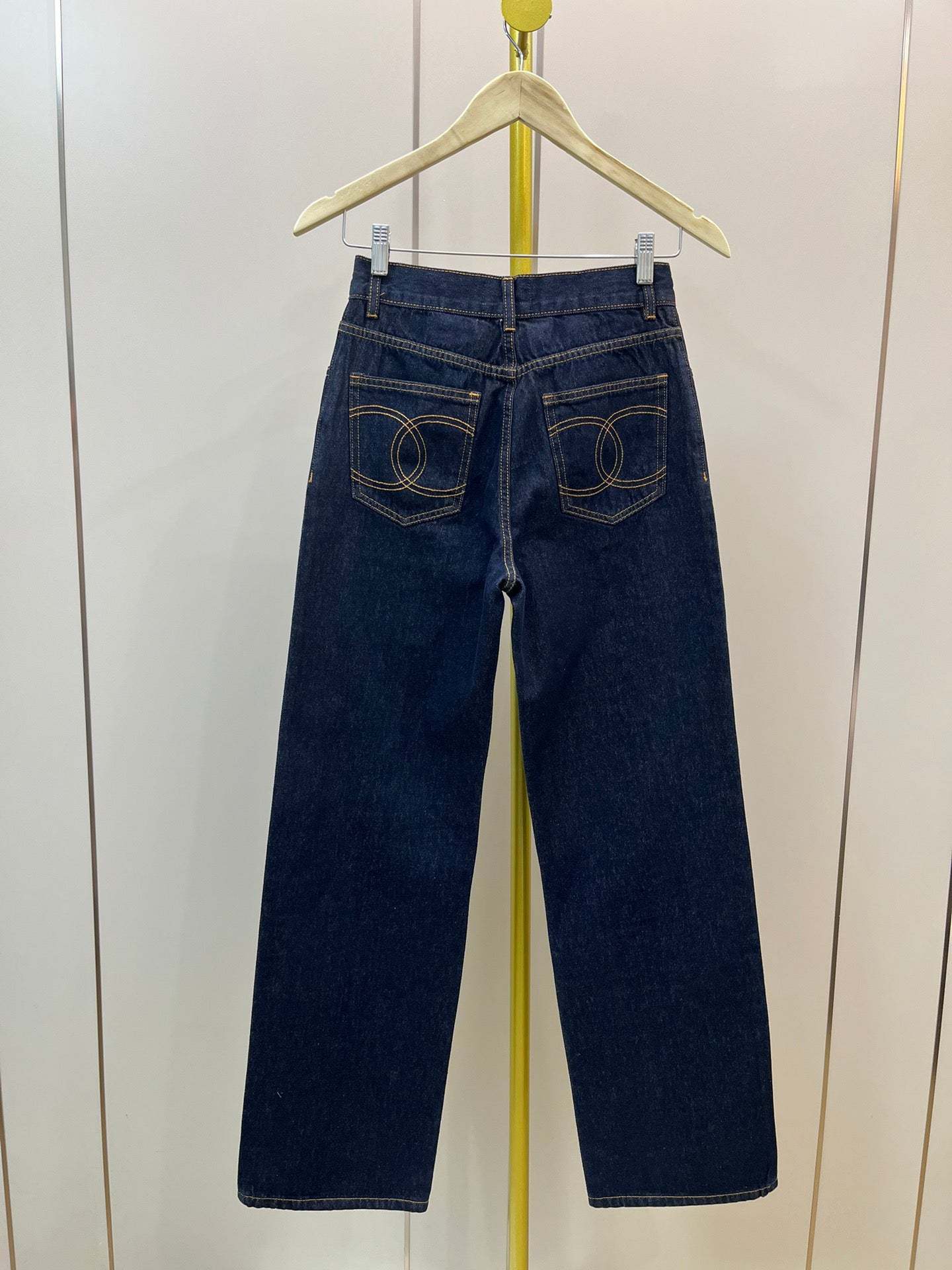 CHNEL DARK denim jeans