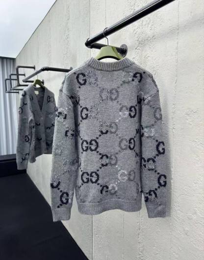 GG 25SS gradient knitted cardigan