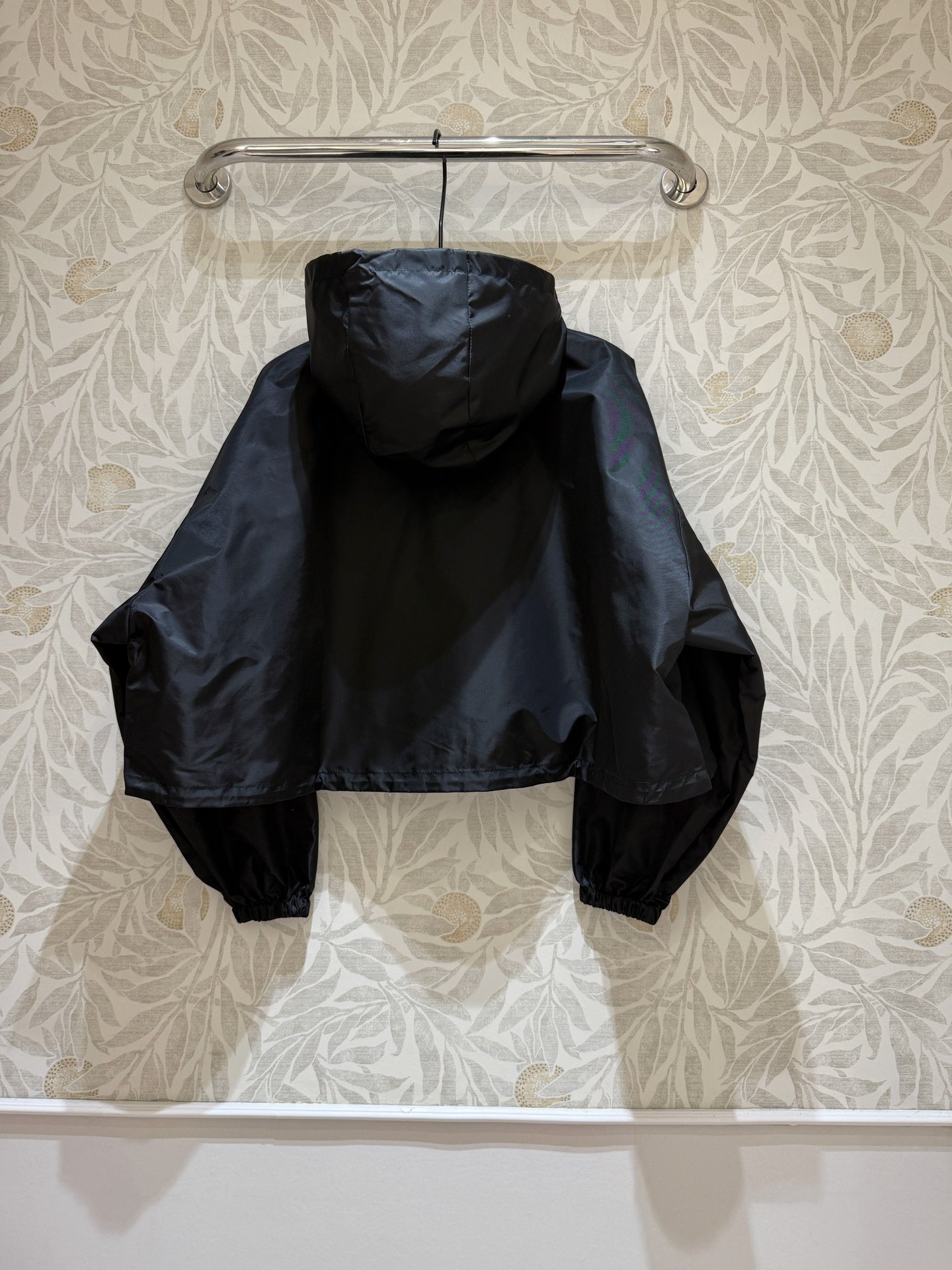 PRD Nylon hooded short jacket