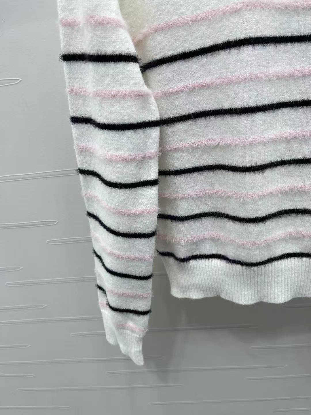 CC 25SS Striped pullover long sleeved sweater