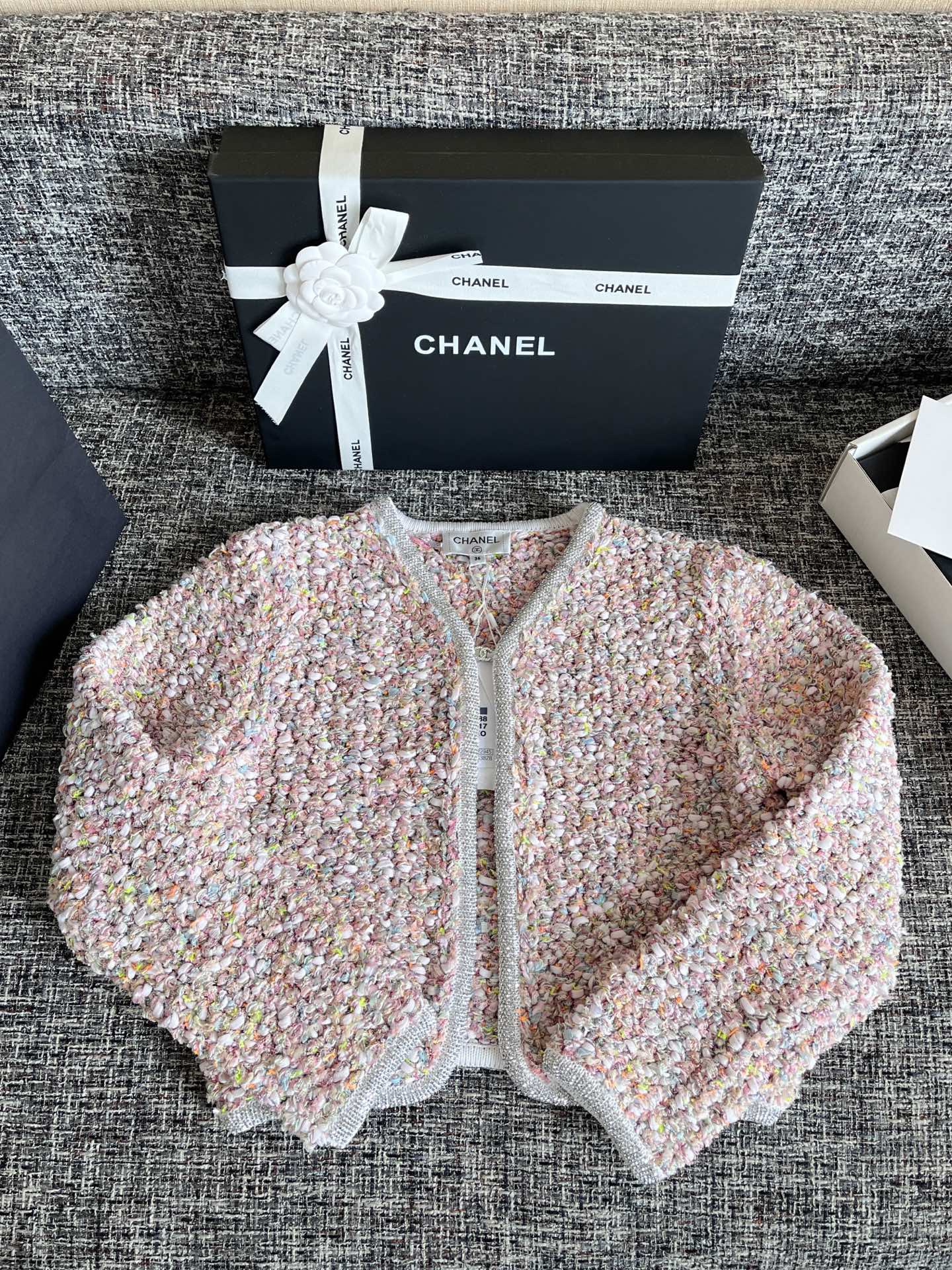 CC 25SS Woven rhinestone wrapped jacket