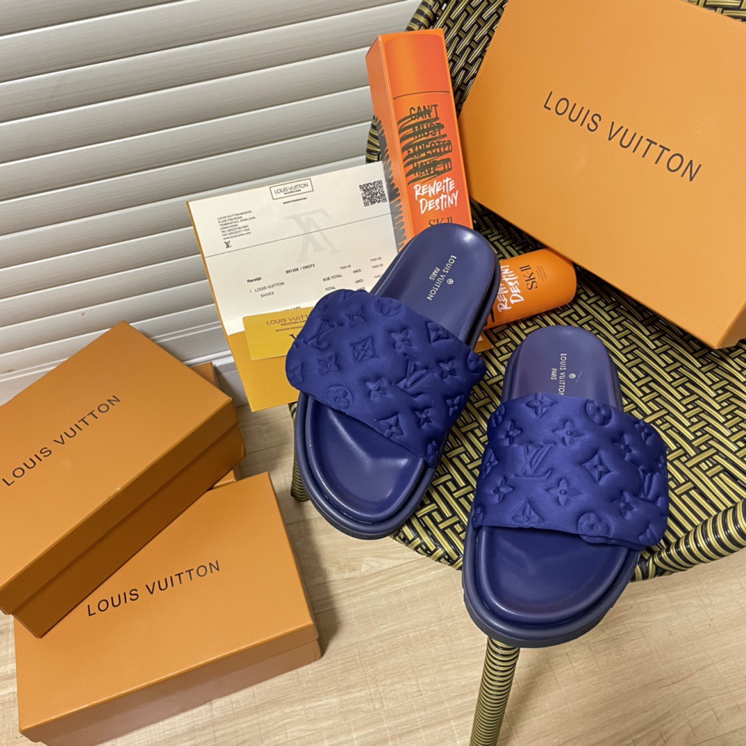 LU Monogram Padded Platform Slides