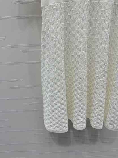 GUCC25SS round neck short sleeve knit dress