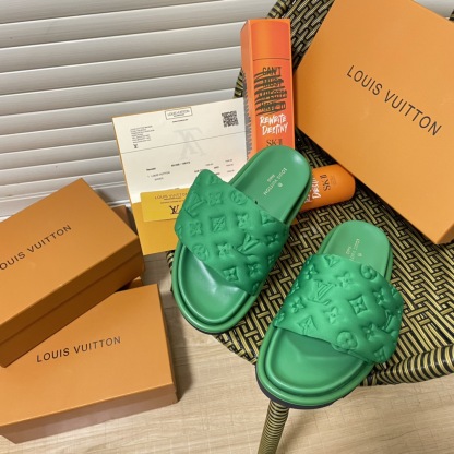 LU Monogram Padded Platform Slides