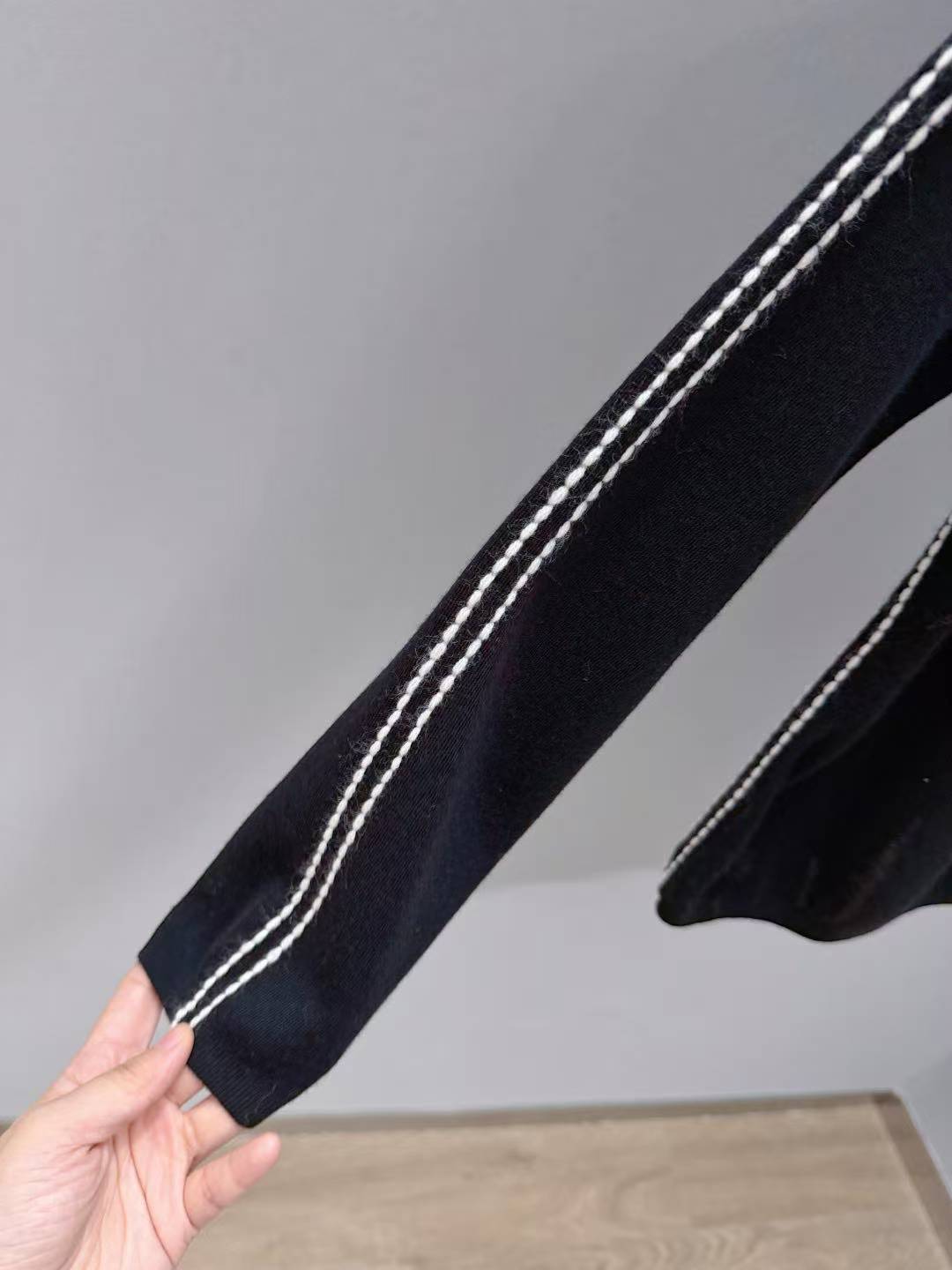 CC 25SS Double C-line high neck knitted sweater