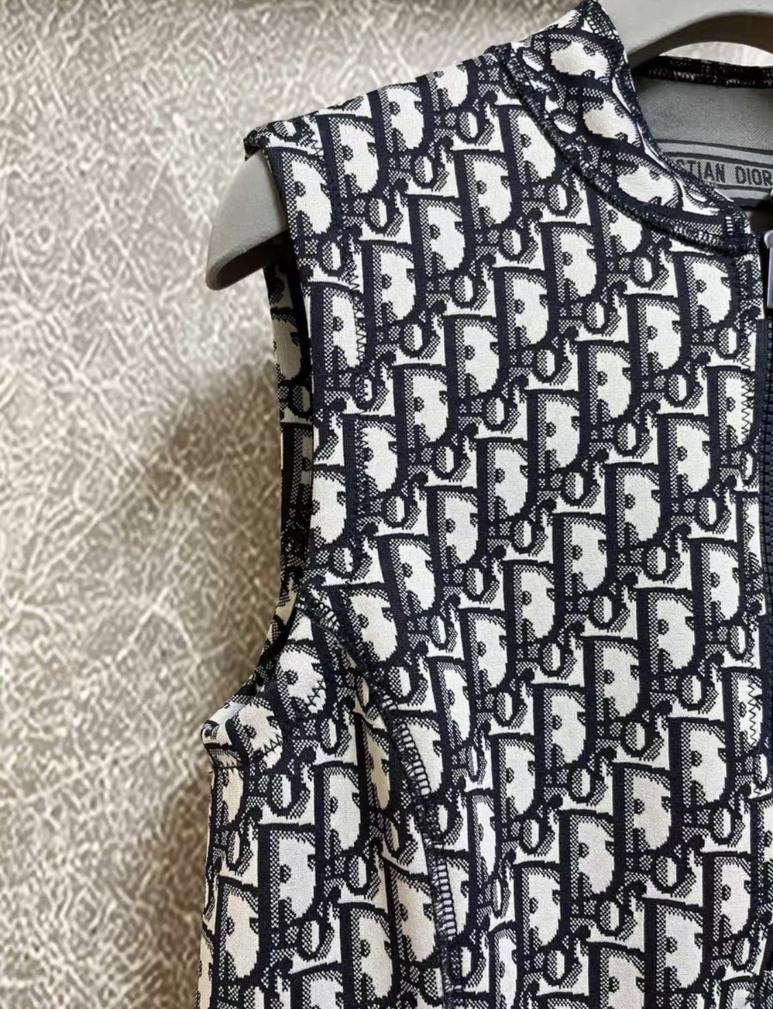 DD three-dimensional knit jacquard dress