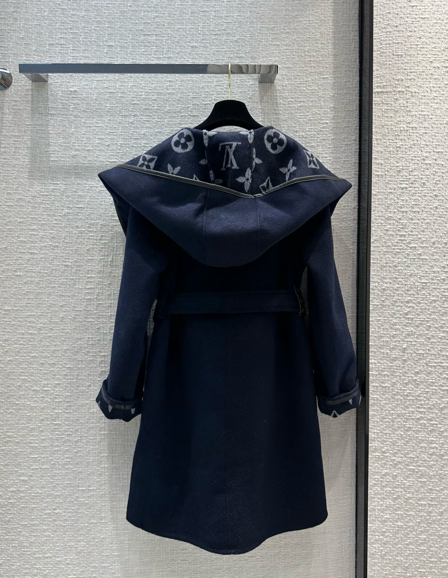 1V 25SS Full printed wrap style hooded woolen windbreaker