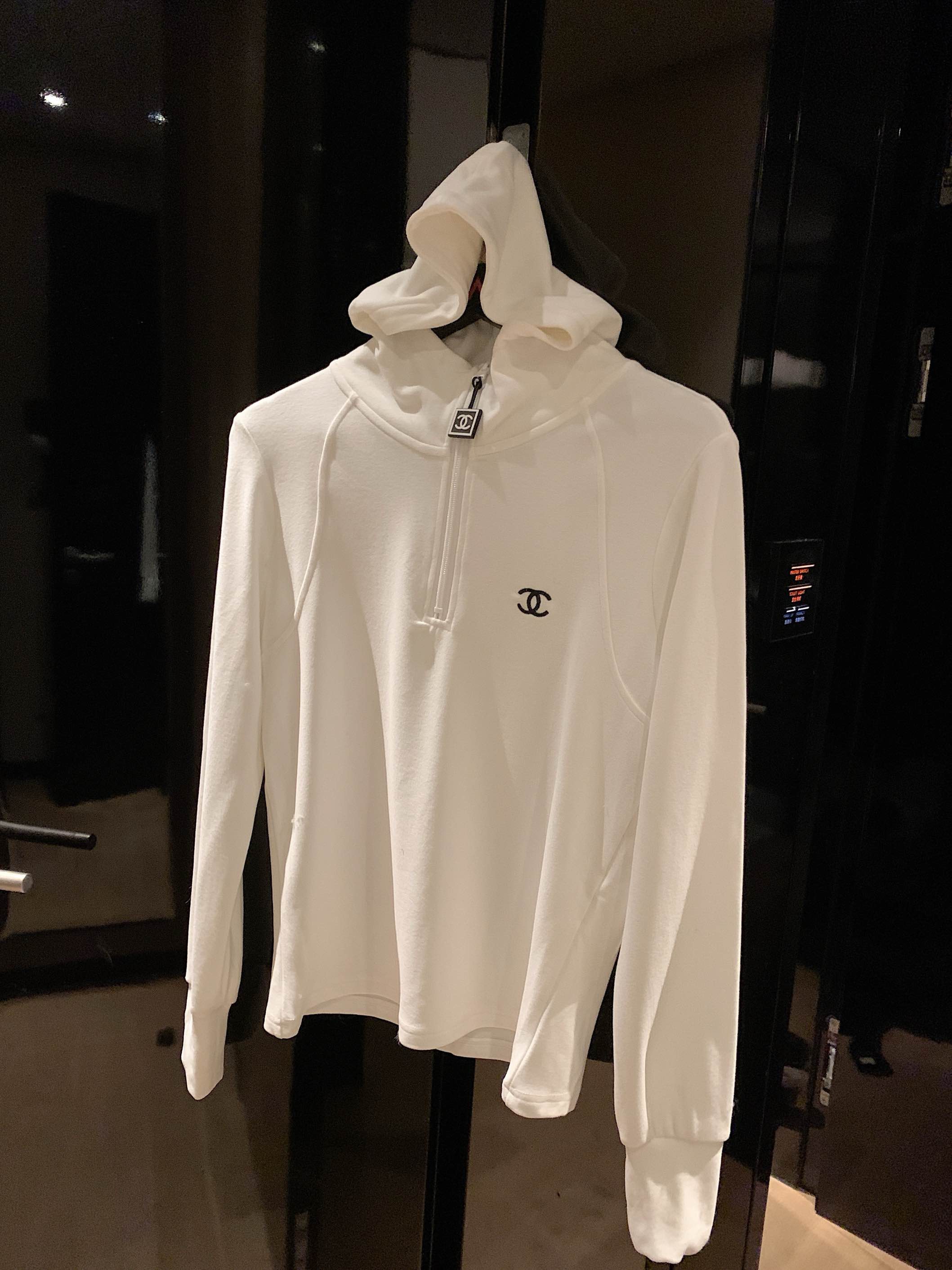 CC Zipper and fleece hooded long sleeved base shirt