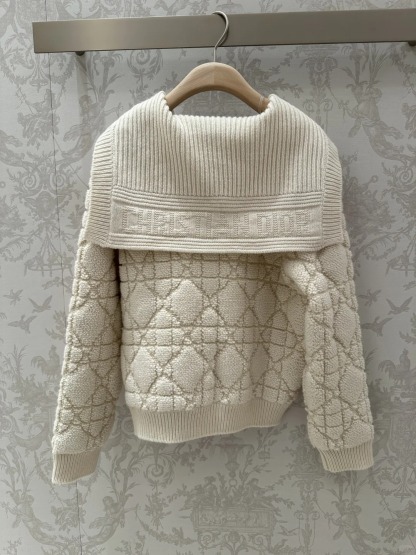 DIO White Rattan Check Navy Collar Cardigan