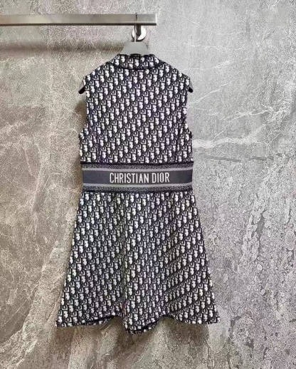 DD three-dimensional knit jacquard dress