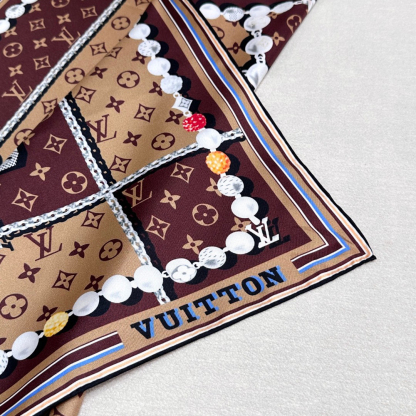 Louis Vuit 90x90cm Mulberry Silk Square Scarf