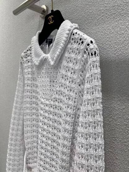 CC 26SS   Hollow knit doll collar top