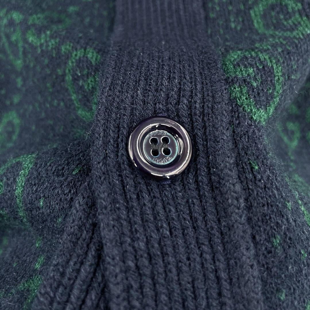 GG Gradient Printed Sweater Cardigan