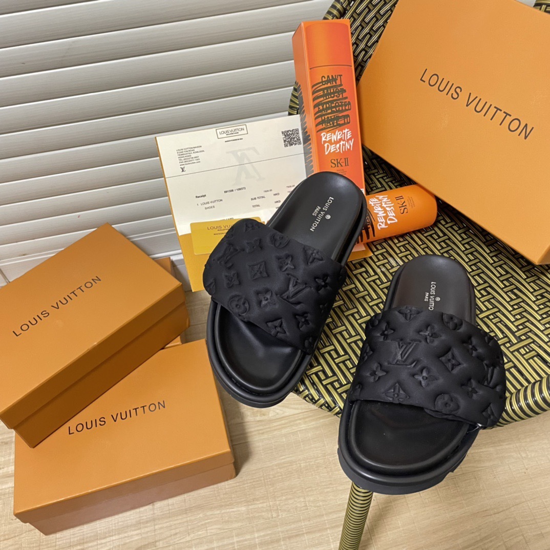 LU Monogram Padded Platform Slides