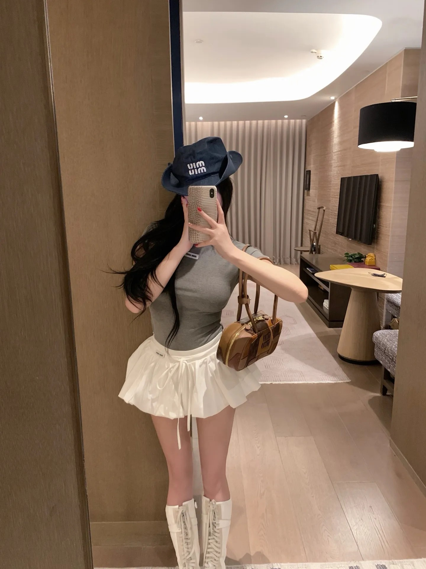 MIU Simple Versatile Top T-Shirt