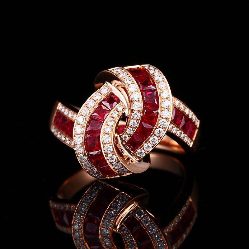 1.8ct Pigeon Blood Ruby Rose Gold Ring