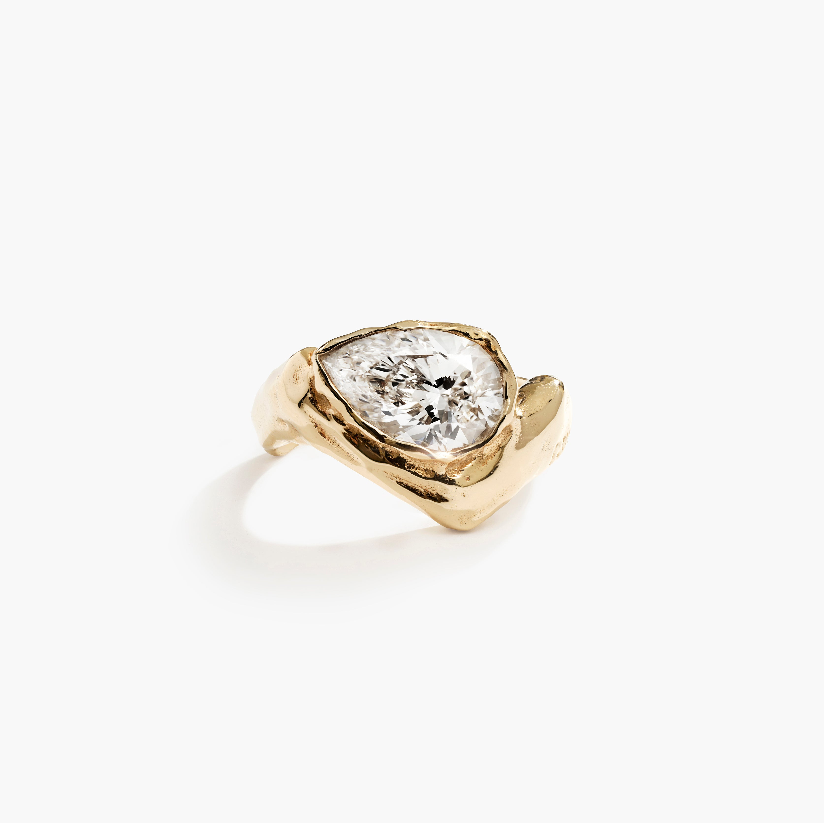 Raw-Refined: Torqued Pear-Cut Diamond Stacking Ring Set
