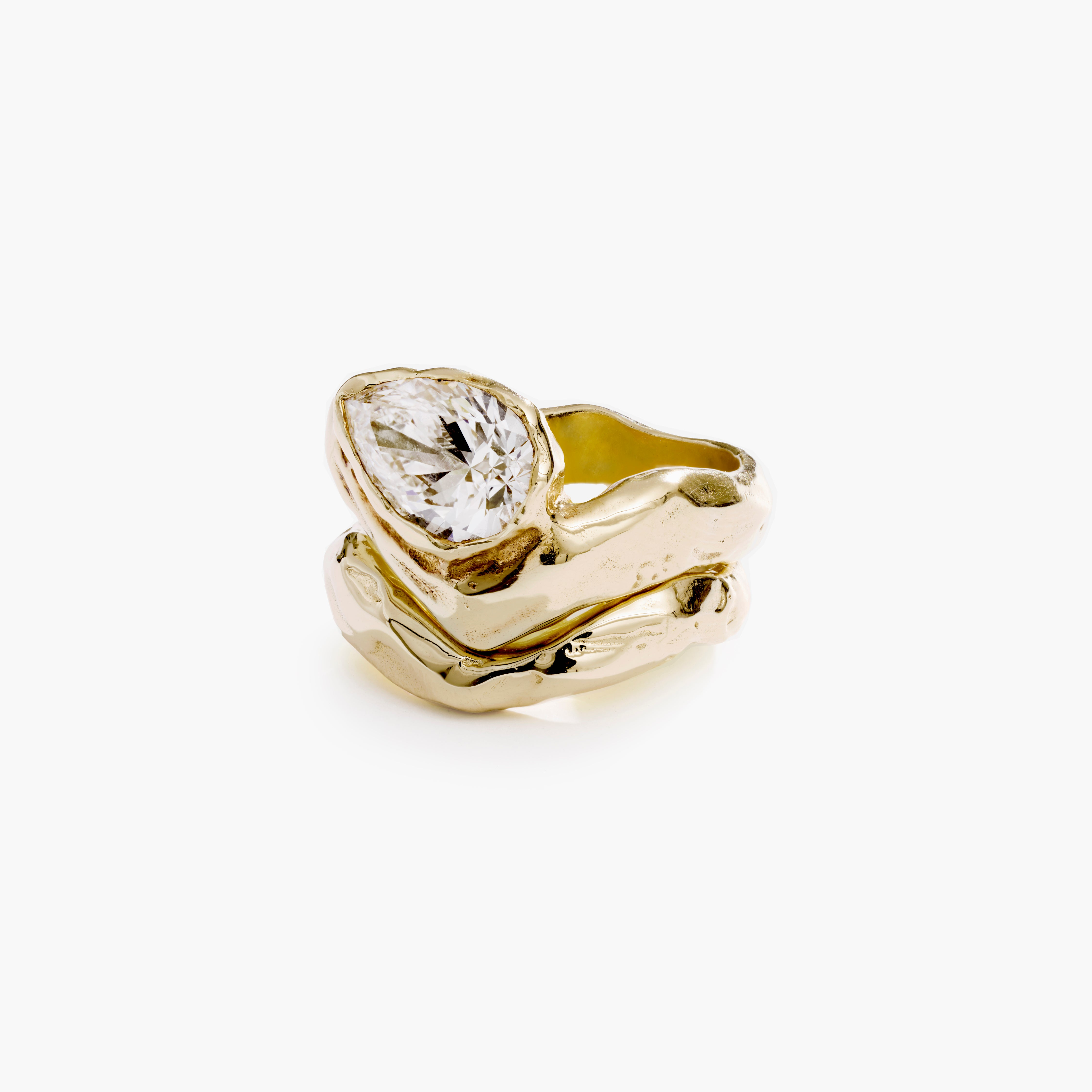 Raw-Refined: Torqued Pear-Cut Diamond Stacking Ring Set