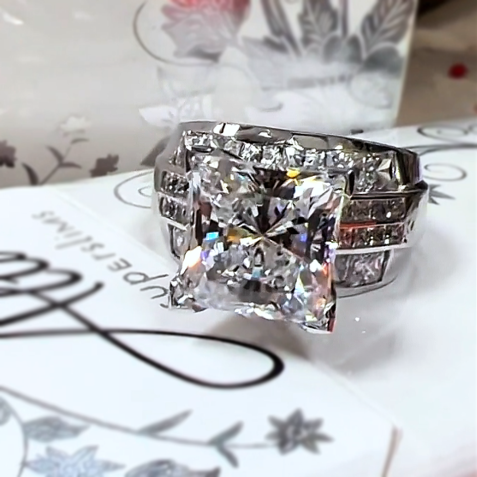 Gorgeous 6 ctw Princess Square Cut White Gemstone Engagement Ring