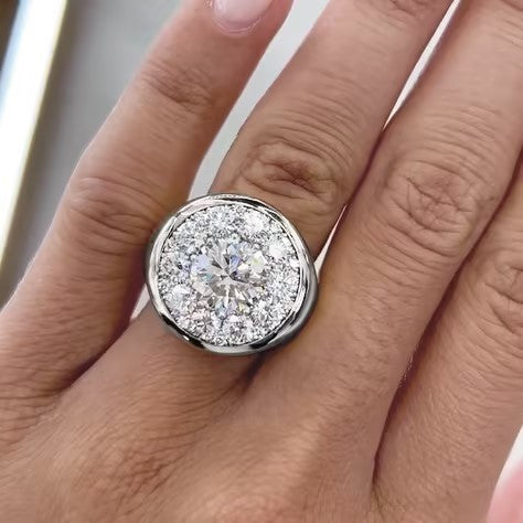 5.5 ct Round Cut White Diamond Stamp Engagement Ring