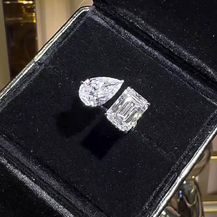 5.2ct Pear&Emerald Cut White Sapphire Toi et Moi Ring - Fierylee Made