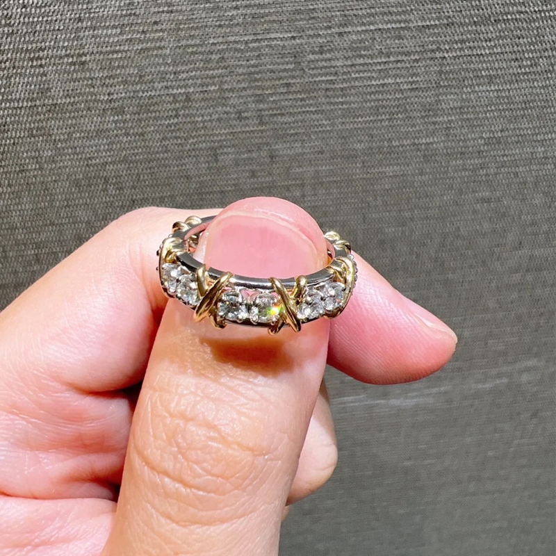 Luxury 16-Stone Ring For Women