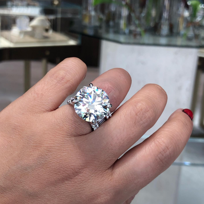 Gorgeous 10 ctw Round Cut White Gemstone Full Set Engagement Ring