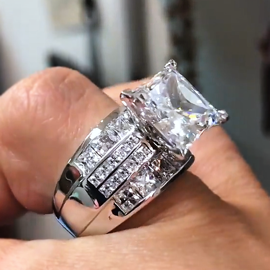 Gorgeous 6 ctw Princess Square Cut White Gemstone Engagement Ring