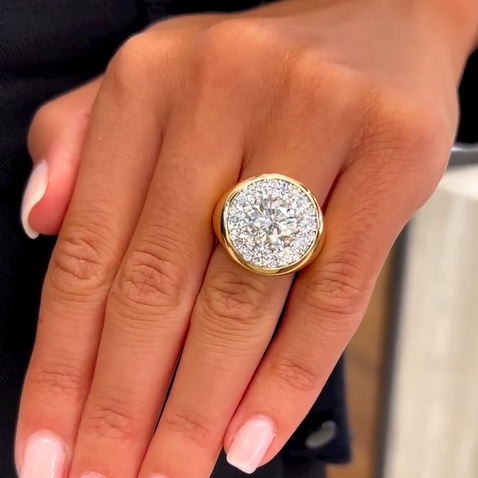 5.5 ct Round Cut White Diamond Stamp Engagement Ring