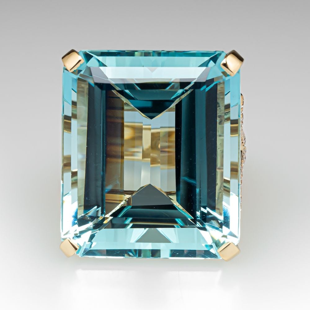 Vintage 8ct Emerald Cut Aquamarine Sapphire Cocktail Ring