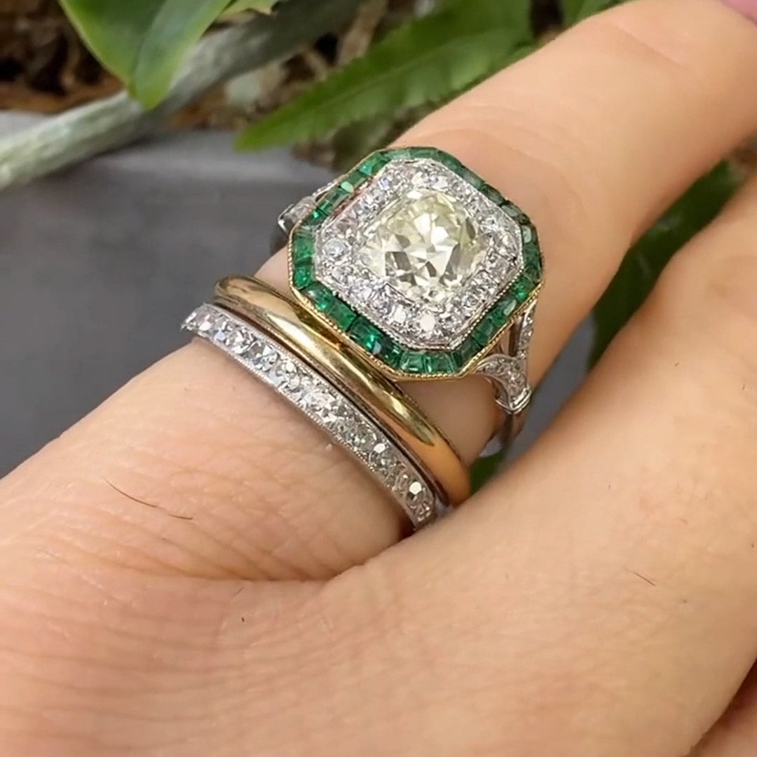 5ctw eternity band and emerald gemstone set