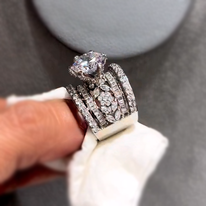 Gorgeous 7 ctw Round Cut White Gemstone Unique Engagement Ring