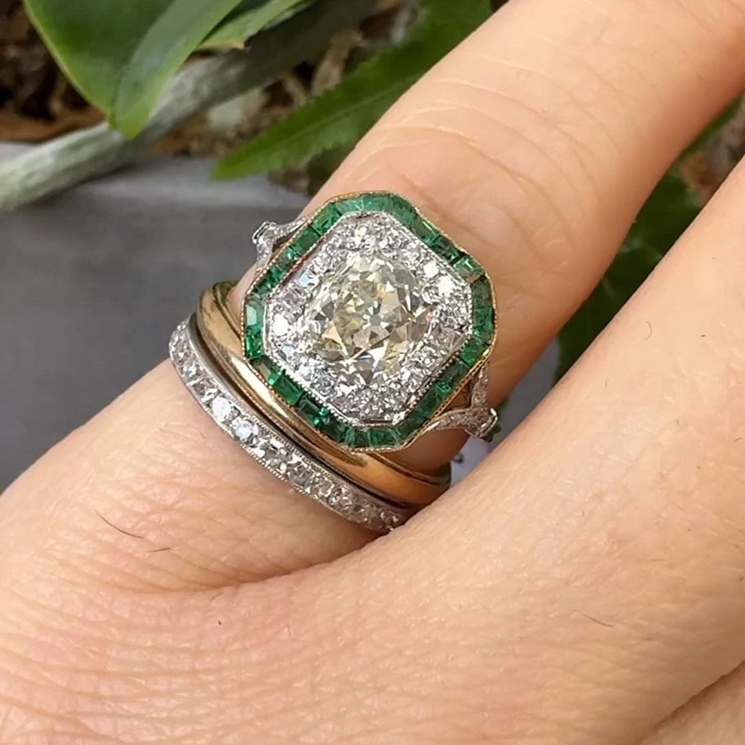 5ctw eternity band and emerald gemstone set