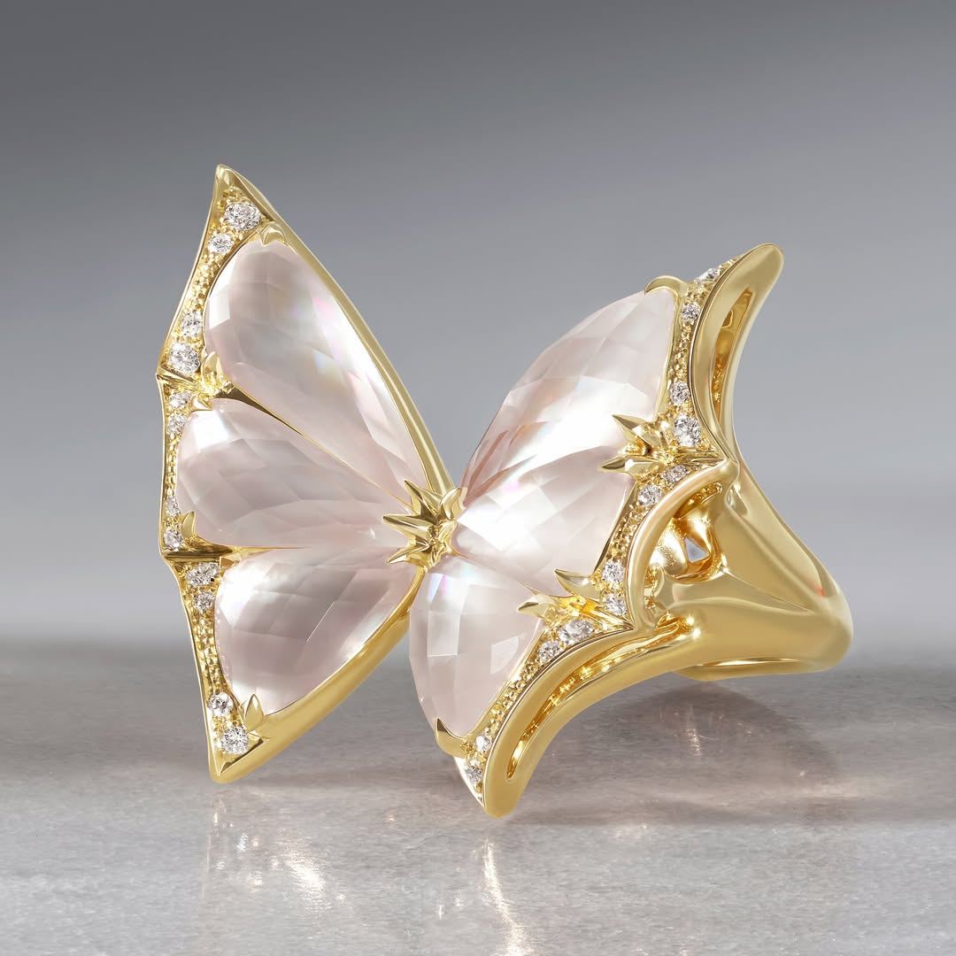 Winged Wonder 18K Cocktail Ring