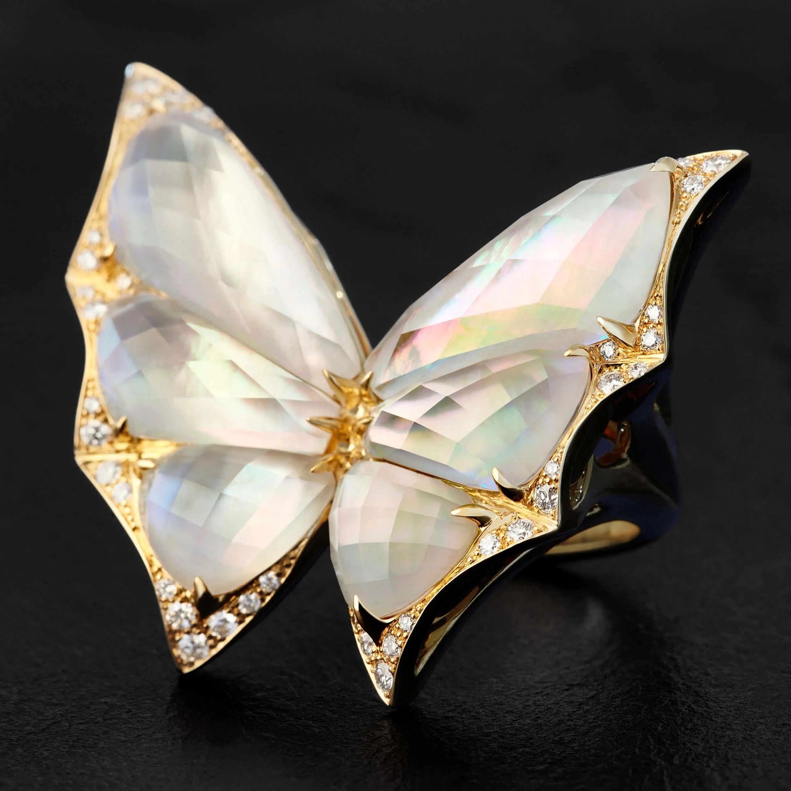 Winged Wonder 18K Cocktail Ring