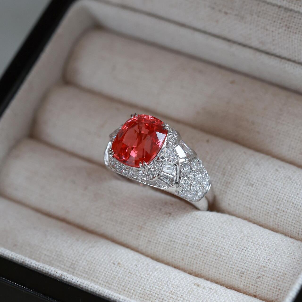 [Copy]Vintage Padparadscha Oval Cut Art Deco Statement Band