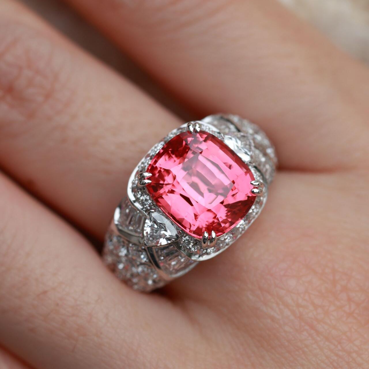 [Copy]Vintage Padparadscha Oval Cut Art Deco Statement Band