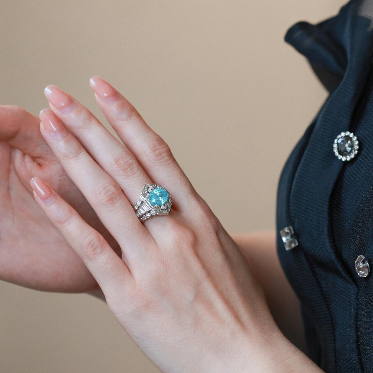 [Copy]Neon Blue Paraiba Oval Cut Double Halo Statement Ring